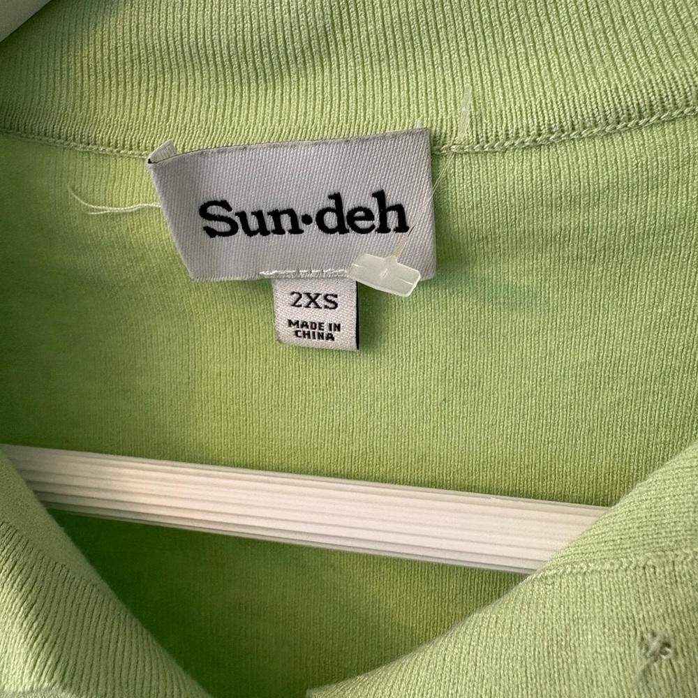 Aritzia Sun-deh Green CeCe Button-Up Collared Cardigan Size XXS - Picture 3 of 9